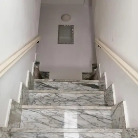 Belvedere House Apartmán *