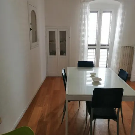 Belvedere House Apartmán